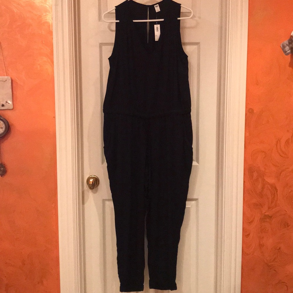 Old Navy Black sleeveless romper